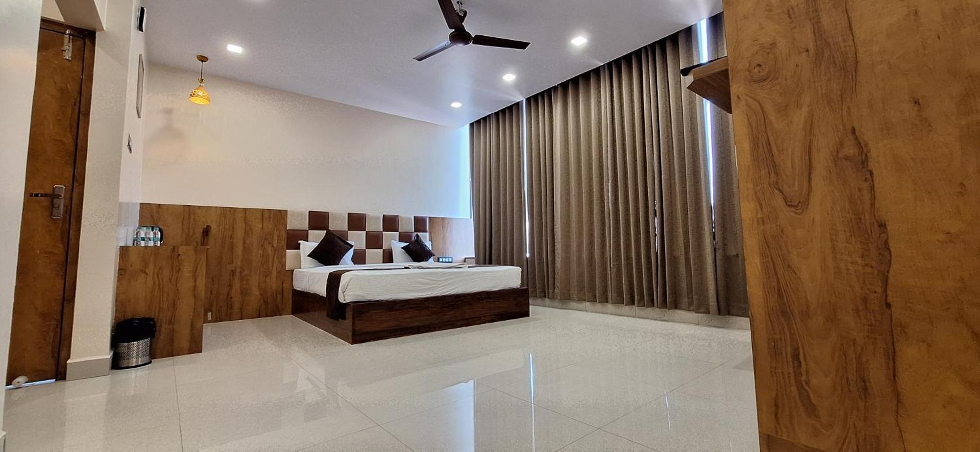 New Sun International & Banquet Hall Jamshedpur Exterior photo